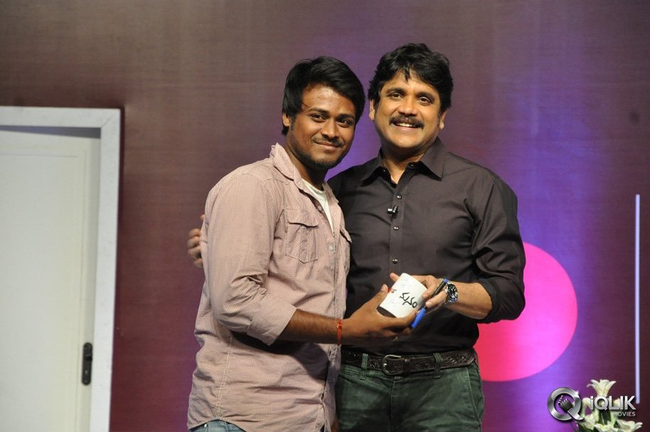 Nagarjuna-Meets-Docomo-Manam-Contest-Winners